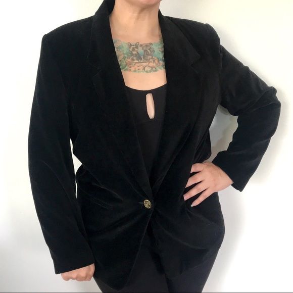 Vintage 1980’s black velvet blazer jacket coat - Picture 2 of 8